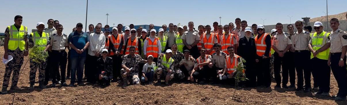 Planting_trees_at_Amman_Customs_center